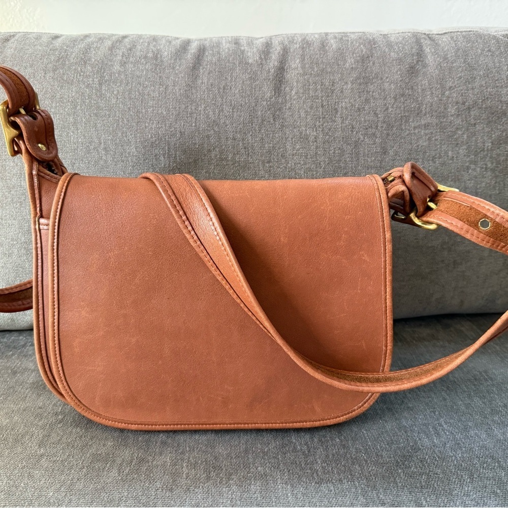 Vintage Coach Leather Patricia Legacy Crossbody Shoulder Bag British Tan - Picture 2 of 14